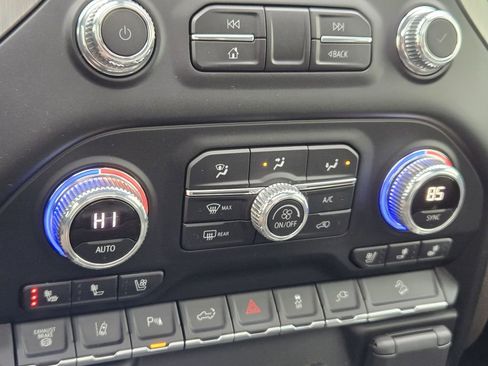 Used 2022 GMC Sierra 2500 Denali image 35