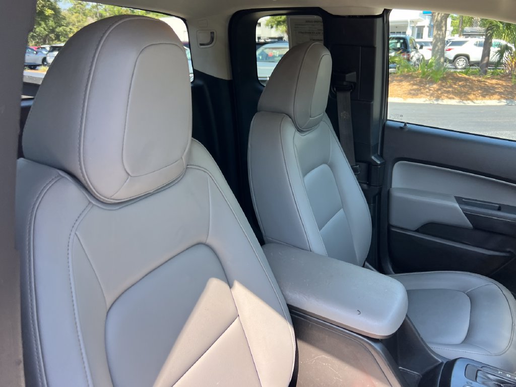 Used 2022 Chevrolet Colorado W/T RWD image 15