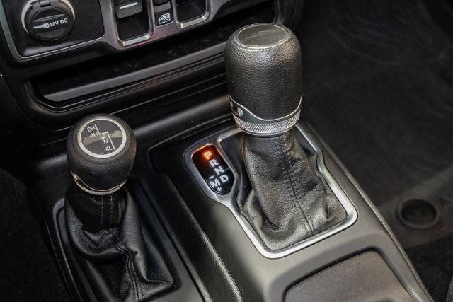 Certified 2023 Jeep Gladiator Sport AWD/4WD image 24