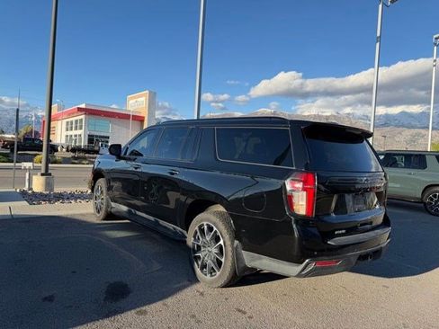 Used 2021 Chevrolet Suburban RST image 4