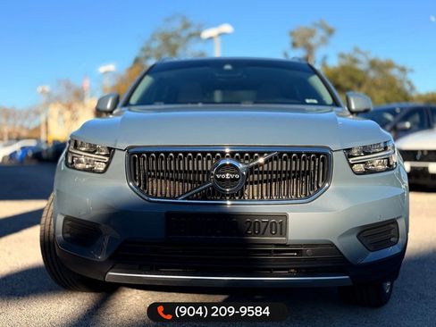 Used 2020 Volvo XC40 T5 Momentum w/ Protection Package Premier image 10