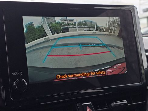 Used 2024 Toyota Corolla Cross LE AWD/4WD image 29