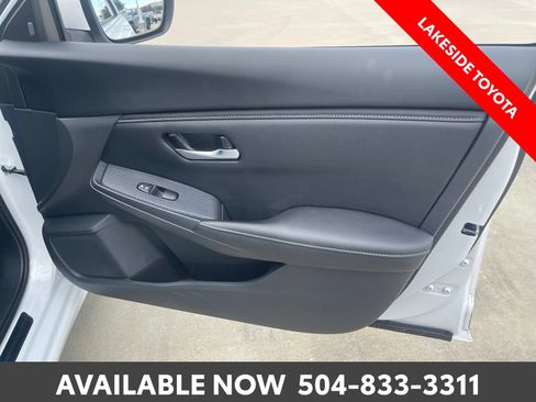 Used 2025 Nissan Sentra SV FWD image 17