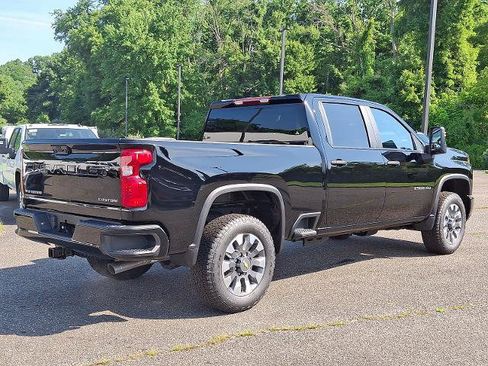 New 2026 Chevrolet Silverado 2500 Custom w/ Custom Convenience Package AWD/4WD image 4