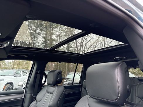 New 2026 Jeep Grand Wagoneer Limited image 18