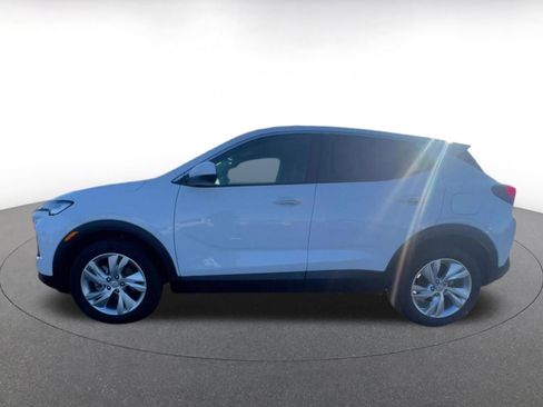 Used 2025 Buick Encore GX Preferred image 9