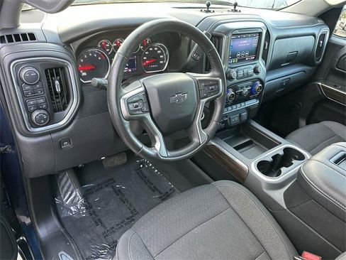 Used 2021 Chevrolet Silverado 1500 LT Trail Boss w/ Bed Protection Package image 9