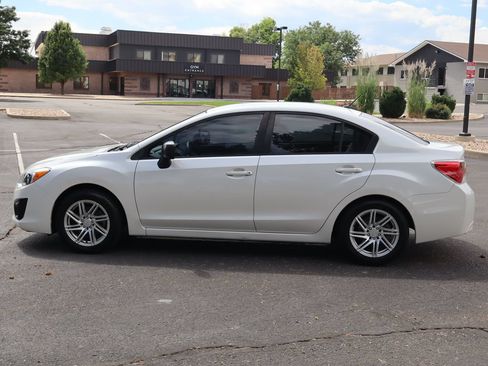Used 2013 Subaru Impreza 2.0i AWD/4WD image 9