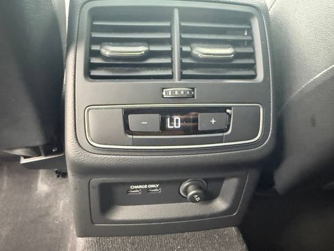 Used 2022 Audi A4 2.0T Premium Plus w/ Premium Plus Package AWD/4WD image 24