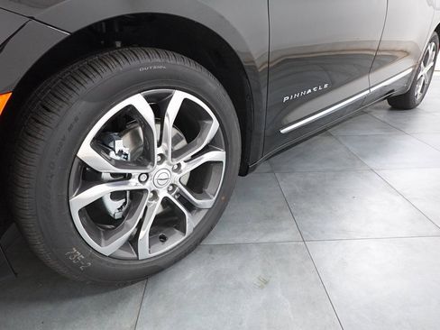 New 2026 Chrysler Pacifica Pinnacle image 35