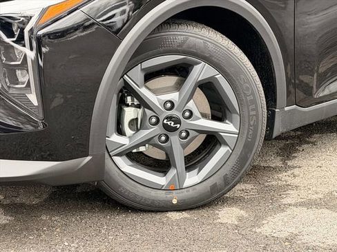 New 2025 Kia K4 LXS image 24