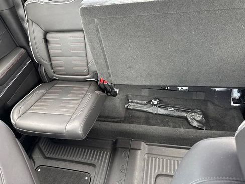 Used 2023 GMC Sierra 1500 AT4X AWD/4WD image 12