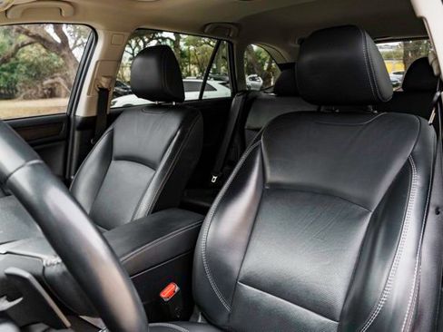 Used 2019 Subaru Outback 3.6R Limited image 10