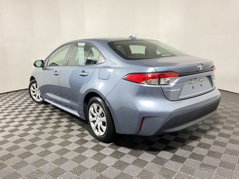 Used 2025 Toyota Corolla LE image 10
