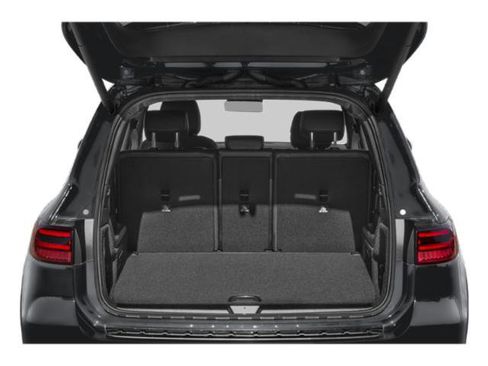 Used 2026 Mercedes-Benz GLB 250 4MATIC image 11