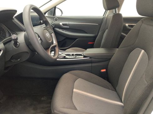 Used 2021 Hyundai Sonata SE w/ Winter Weather Package FWD image 17