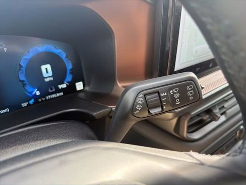 Used 2025 Ford Bronco Sport Outer Banks w/ Outer Banks Tech Package+ AWD/4WD image 48