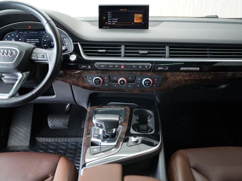 Used 2018 Audi Q7 3.0T Premium Plus AWD/4WD image 19