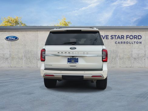 Used 2023 Ford Expedition Platinum RWD image 7