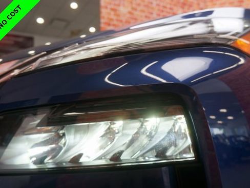 Used 2022 Nissan Rogue S image 62