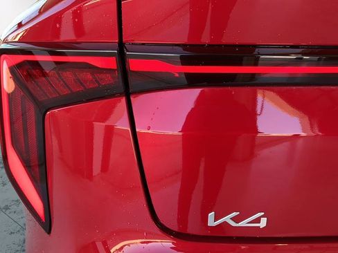 Used 2025 Kia K4 EX FWD image 39
