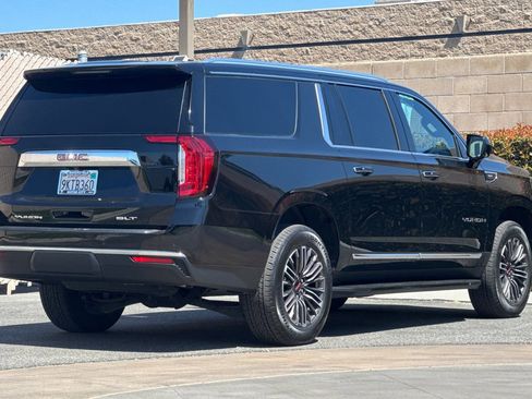 Certified 2023 GMC Yukon XL SLT RWD image 4