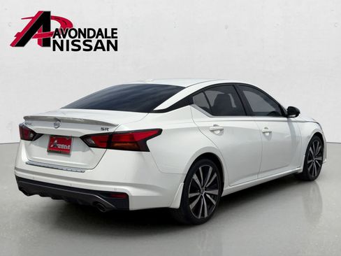 Certified 2022 Nissan Altima 2.5 SR FWD image 6