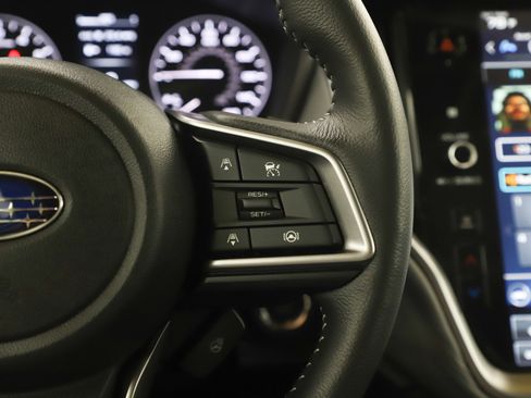 Used 2025 Subaru Outback Limited w/ Tech Package 3 image 26