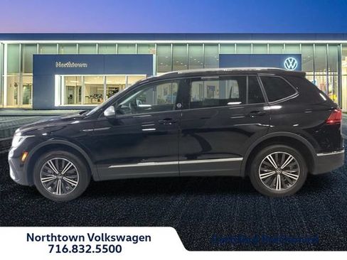 Certified 2024 Volkswagen Tiguan Wolfsburg Edition AWD/4WD image 3