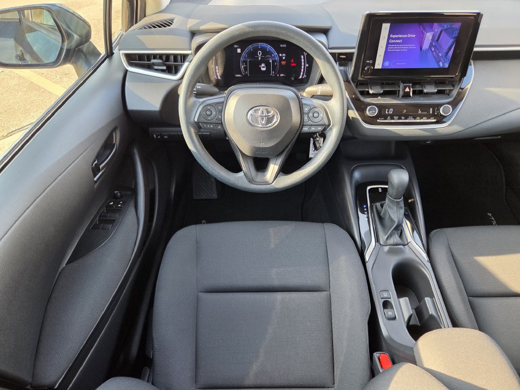 Used 2026 Toyota Corolla LE FWD image 14