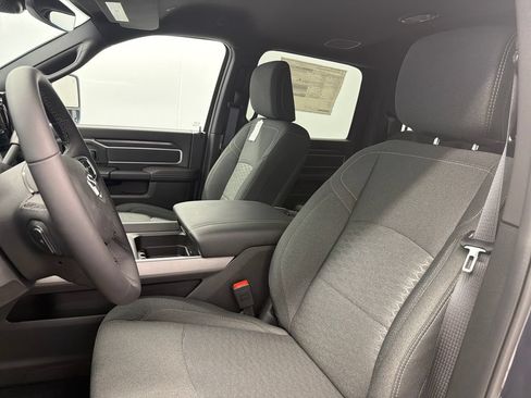 New 2026 RAM 2500 Big Horn AWD/4WD image 21
