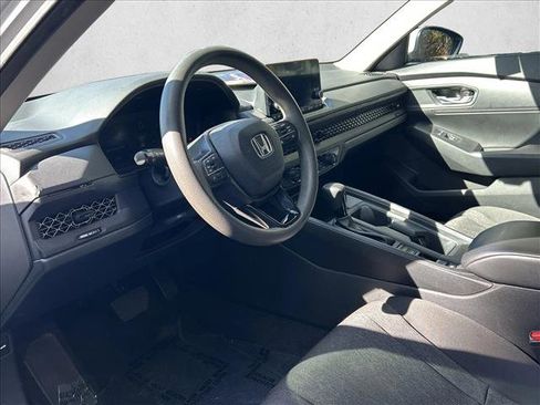 Used 2023 Honda Accord LX image 10