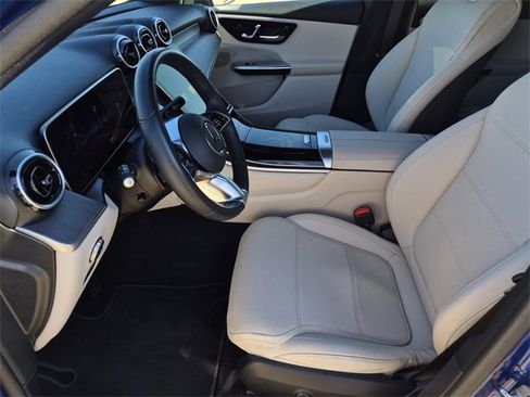 Certified 2025 Mercedes-Benz GLC 300 image 25