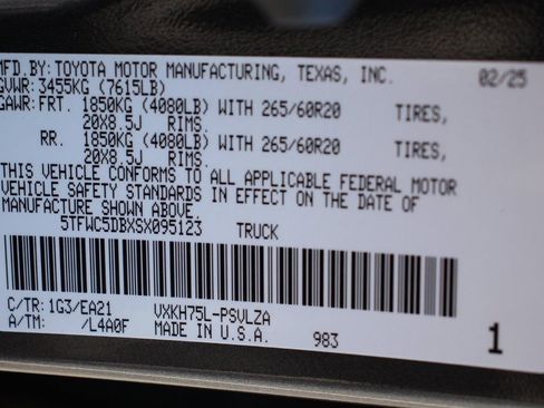 New 2025 Toyota Tundra Limited image 40