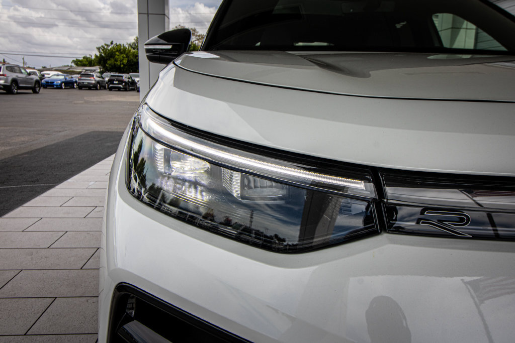 New 2026 Volkswagen Tiguan SE R-Line FWD image 6