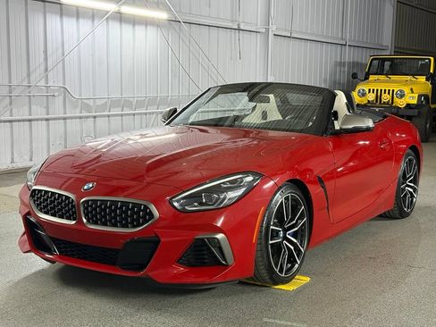 Used 2022 BMW Z4 M40i w/ Premium Package RWD image 1