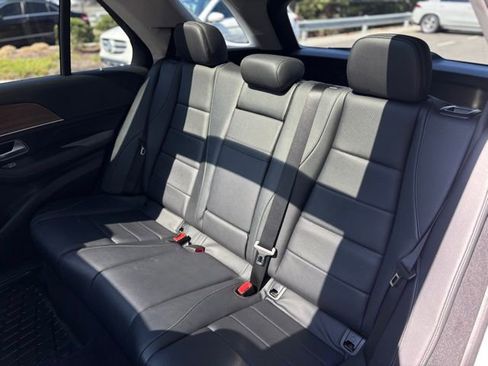 Used 2025 Mercedes-Benz GLE 350 4MATIC image 24