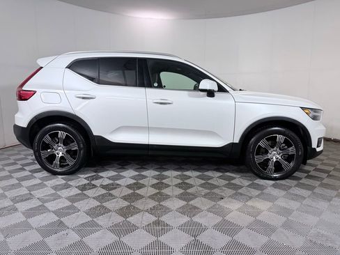 Used 2022 Volvo XC40 T5 Inscription w/ Climate Package AWD/4WD image 8