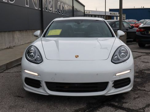 Used 2016 Porsche Panamera Edition image 2