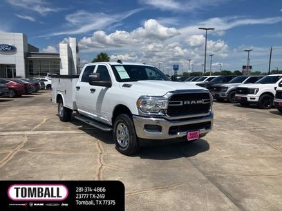 Used 2024 RAM 2500 Tradesman w/ Chrome Appearance Group