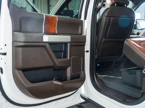 Used 2018 Ford F150 King Ranch w/ Equipment Group 601A Luxury image 51