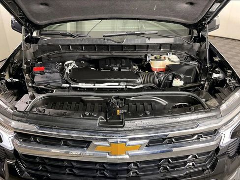 Used 2024 Chevrolet Silverado 1500 LT image 13