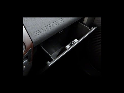 Used 2011 Ford F250 Lariat w/ Lariat Interior Pkg RWD image 34