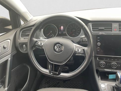 Used 2019 Volkswagen e-Golf SE w/ Driver Assistance Package image 12