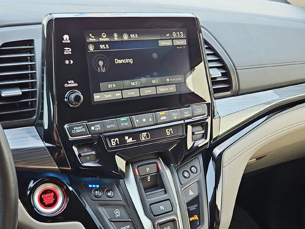 Used 2023 Honda Odyssey Elite image 18
