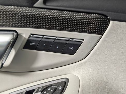 Certified 2025 Porsche 718 Cayman S RWD image 25