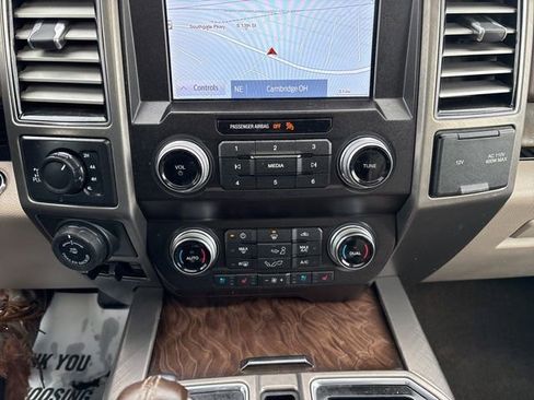 Used 2020 Ford F150 Limited image 21