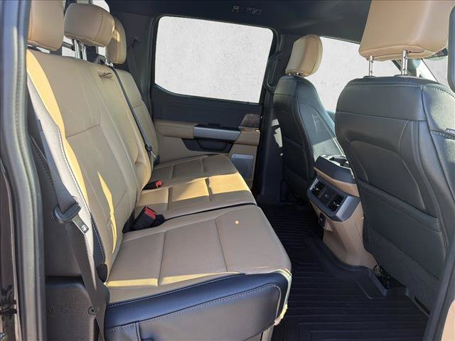 Used 2026 Ford F550 4x4 Crew Cab Super Duty image 27