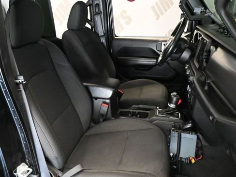 Used 2023 Jeep Gladiator Sport AWD/4WD image 24