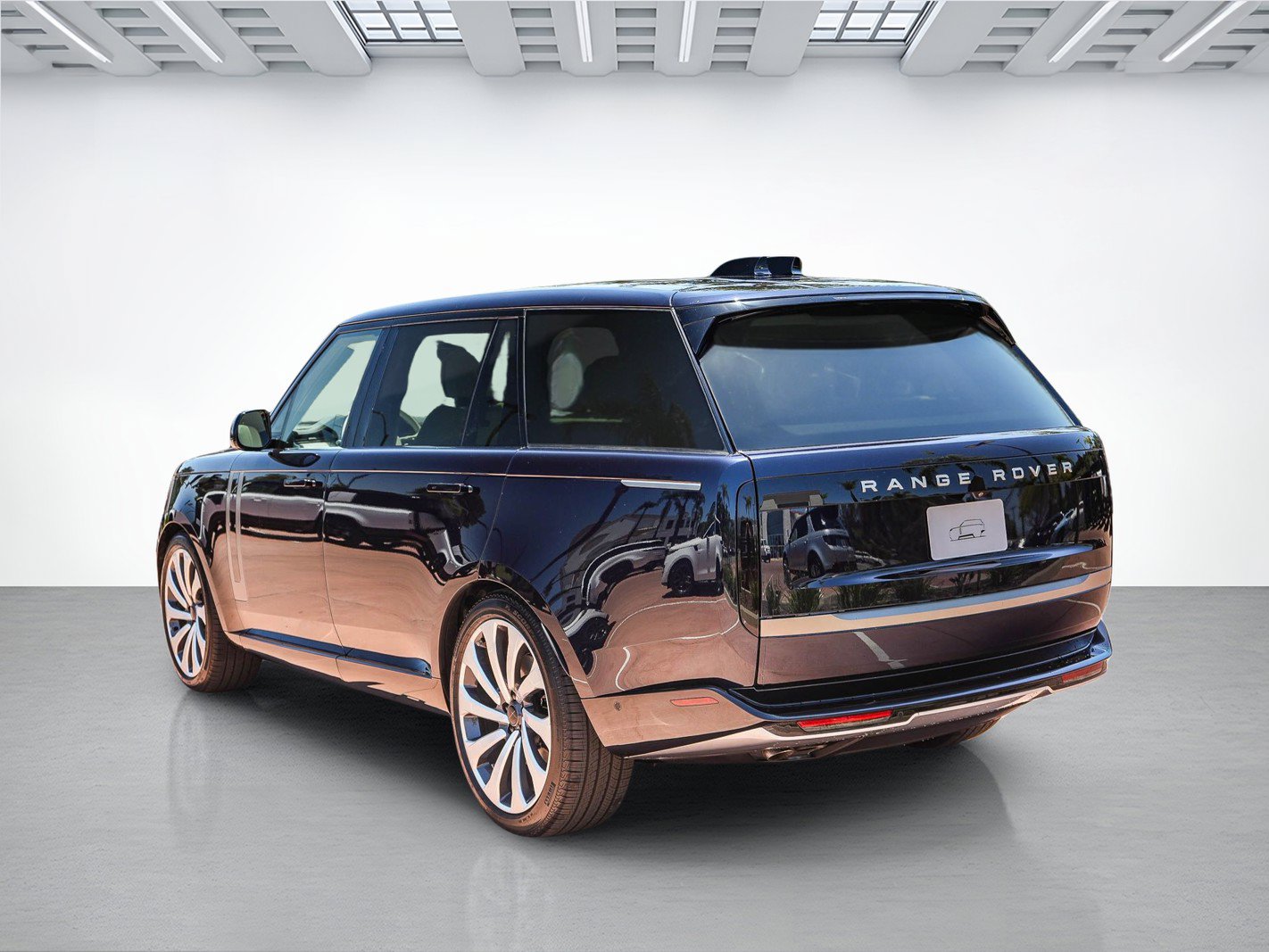 New 2026 Land Rover Range Rover Long Wheelbase SE AWD/4WD image 6